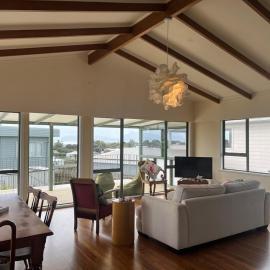 Ruakaka Beachhouse with Seaview