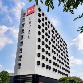 Hotel Ibis Cali Granada, khách sạn ở Cali