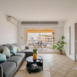 Palais Josephine Apartment - 5 meters to Monaco and free parking