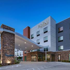 Viesnīca Fairfield by Marriott Inn & Suites Del Rio pilsētā Delrio