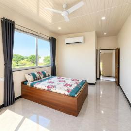 Rudraksh Resort, ξενοδοχείο σε Namli