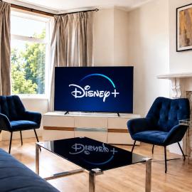 Group Home for Contractors or Professionals - Sleeps 12 with Full Kitchen, Fast WiFi & Free Parking - Near University & City Centre