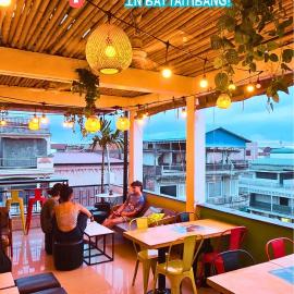 THE PLACE Hostel Battambang, хотел в Батамбанг
