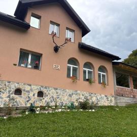 Casa Sara, hotel em Dîmbovicioara