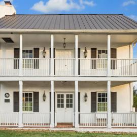 Pond & Longhorn Views! Timeless Round Top Retreat