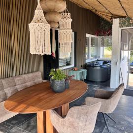 4pers luxe wellnessvilla met sauna, jacuzzi en privé strand