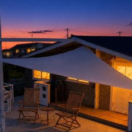 LITTLE MOANA Tateyama Cabin 1 min to Beach Mt Fuji Dog OK, hotel in Tateyama