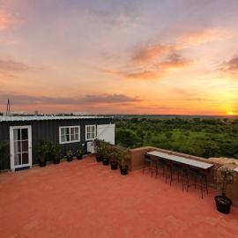 Luxe Penthouse With Private Terrace Near Hoskote Toll Gate