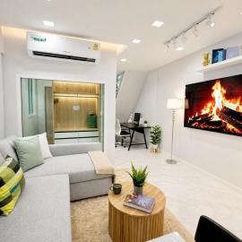 2 BR Luxury & Spacious House in Sathorn