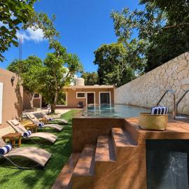 Villa Naranjo pool & BBQ Valladolid，巴利亞多利德的飯店