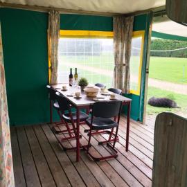 Recreatief Boerderijcamping de Kreitsberg, hotel di Zeeland