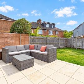 4 Beds Free Parking Fully Equipped Home