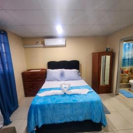 Alicia's Nook, hotel i Arima