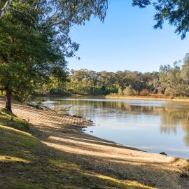 BIG4 Tiny Away Stay - Seymour Riverside, Hotel in Seymour