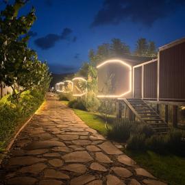 Lua Capsule Rooms, хотел в San Luis Soyatlán