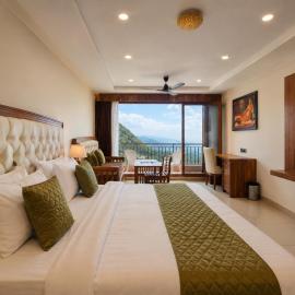 Mokshada Hotel & Resort A Premium Property Near Jaypee, hotel v mestu Mussoorie