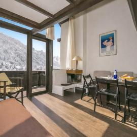 Grand Roc B309 from Slopes 260m, Mont-Blanc View, Parking & WiFi - Happy Rentals, hotel ad Argentière