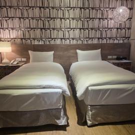 CHECK inn Yilan LuoDong、羅東鎮のホテル