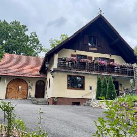 Pension Blockheidehof โรงแรมในกมึนด์