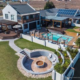 Rox and Sea Country Lodge