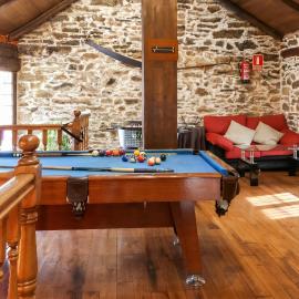 Spacious Tineo House with Garden., viešbutis mieste Tineo