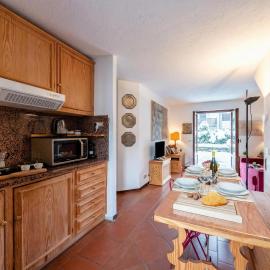 Charming Apart with Garden in Courmayeur - Happy Rentals