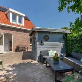 Centraal gelegen appartement met 2 badkamers in Aagtekerke vlakbij Domburg, hotel i Aagtekerke