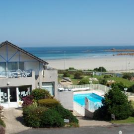 Les Terrasses de la plage de Trestel, hotelli kohteessa Trévou-Tréguignec