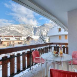 Appartamento Vista Alta with Balcony for 5 - Happy Rentals