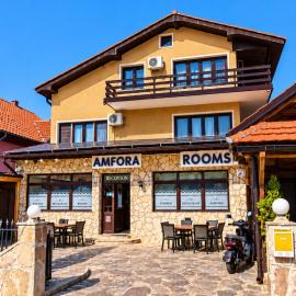 Amfora Rooms Caribrod, hotel v destinaci Dimitrovgrad