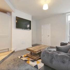 Beautifully Renovated 3-Bed Prime Jesmond, khách sạn ở High Heaton