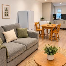 Cozy studio flat near Gillingham station, hotel sa Gillingham
