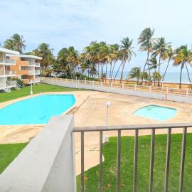 Costa Luquillo Tropical Retreat - Beachfront, Pool