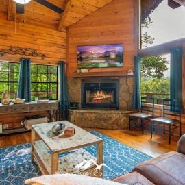 Escape to A Beautiful View - Your Mountain Retreat