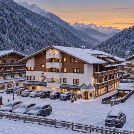 LUMA Stubai Aparthotel - Skibus zum Gletscher direkt vor der Tür, ξενοδοχείο σε Neustift im Stubaital