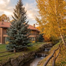 Teghenis Resort