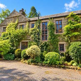 Daweswood, Patterdale, characterful with fairy tale garden and fell walks from the door