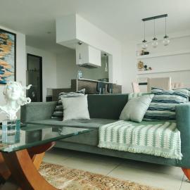 7 Contemporary apartment with balcony, hotel in Toluca