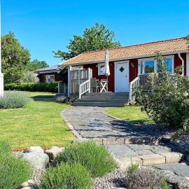 4 star holiday home in onsala, hótel í Onsala