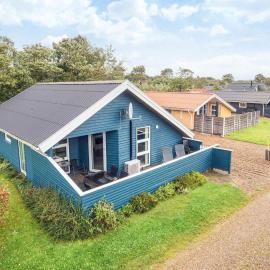 4 person holiday home in Hemmet