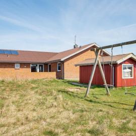 14 person holiday home in Harboøre