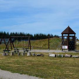 Tranquil Retreat in Nature s Embrace-By Traum, hotel v mestu Brovst