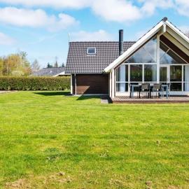 9 person holiday home in Hemmet, hotel u gradu Falen