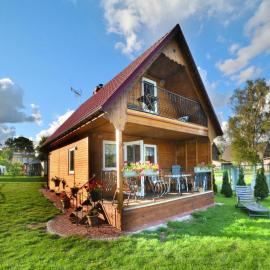 Large holiday home with a lake view