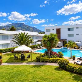 Hotel Ajavi, hotell i Ibarra