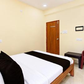 Sangāreddi में, होटल Hotel O Oak Inn