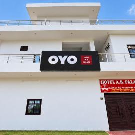 Hotel O A.R Palace, hotel en Lucknow
