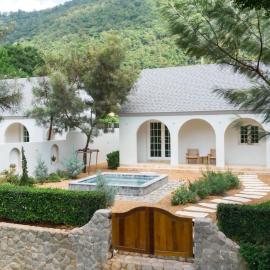 Pasom Khaoyai - Private Onsen Villa with Mountain View