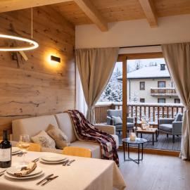 ALPINE LOFT - Residence Veronza con piscina, Dolomiti Affitti