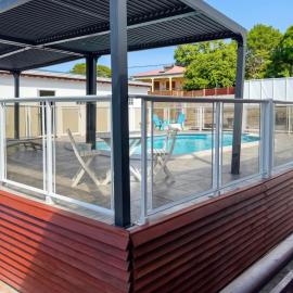 Bungalow cosy près de Basse-Terre - 20 m² avec piscine, hotel u gradu Bas Ter